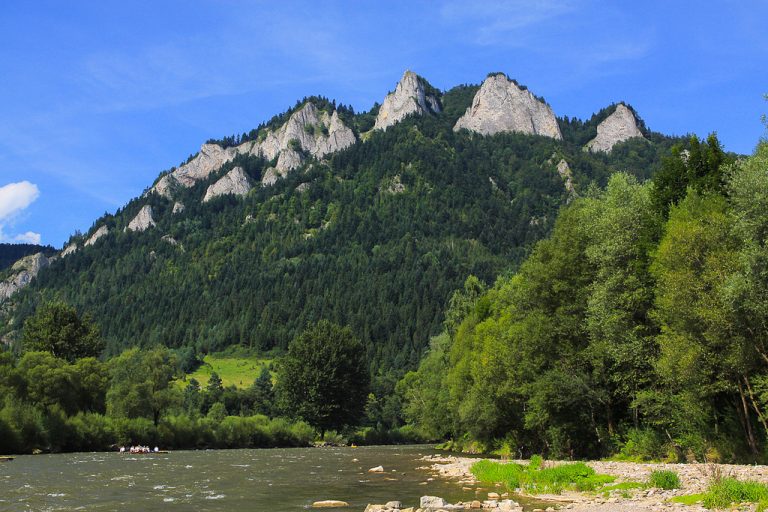 Raft trip along the Dunajec River